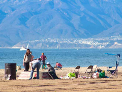 Fire pits at Dockweiler State Beach are available first come, first served.