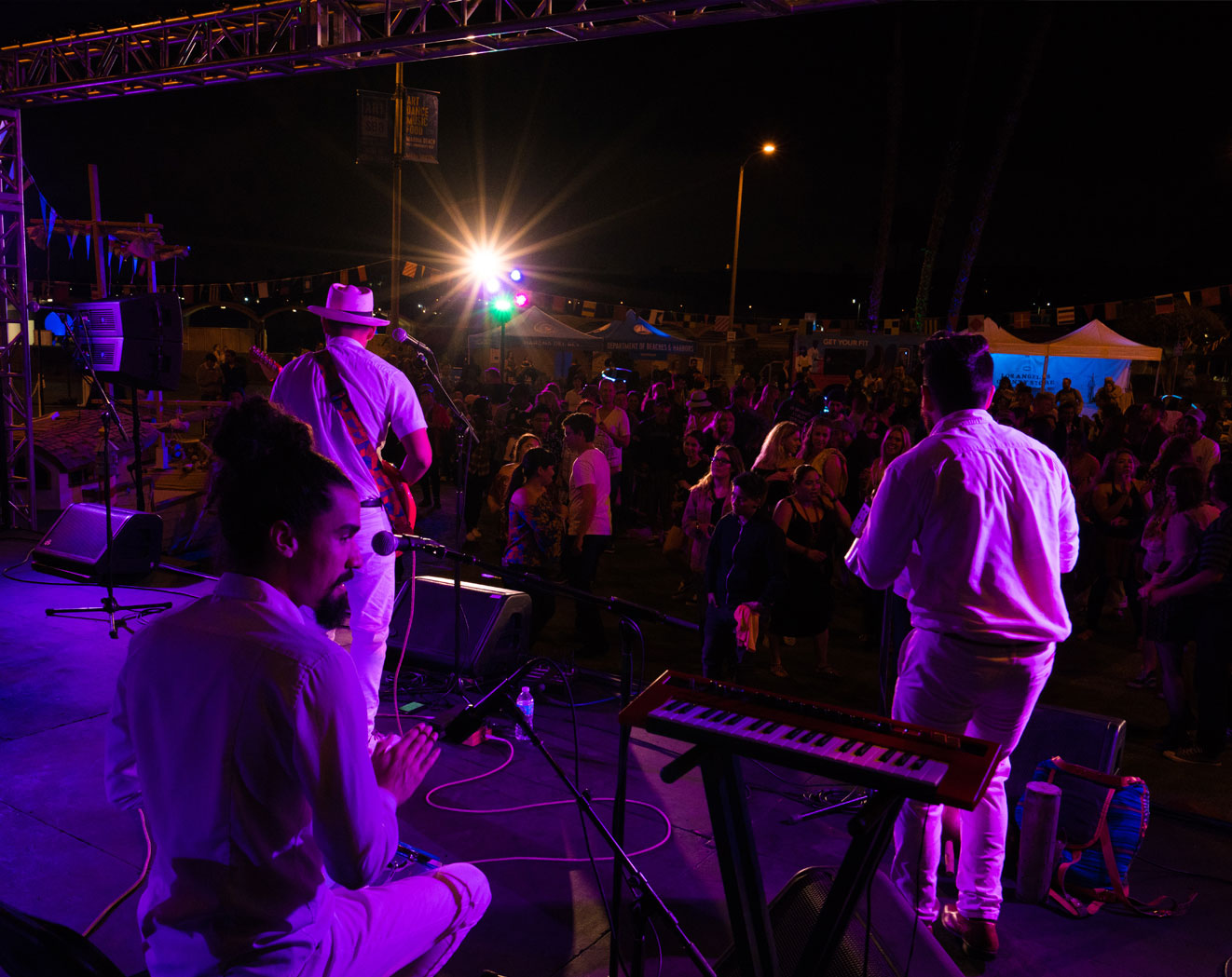 Band performing in Marina del Rey 2