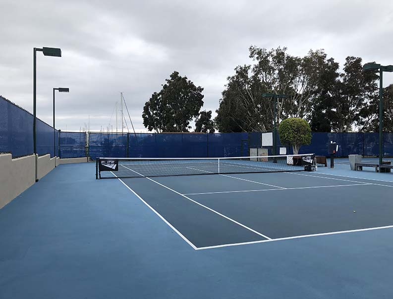 blue tennis court